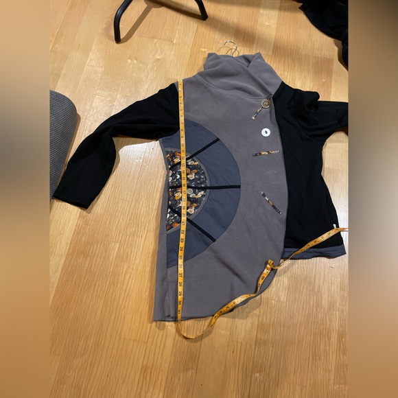 Leopards and Roses Fleece Herringbone Jacquard Jacket size Large - Picture 6 of 8